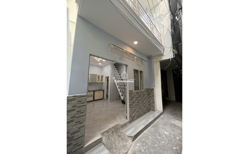 D2087 ⚡️ nhà Trần Hưng Đạo Q5, SHR, Vuông, 3 tầng, 2.x tỷ